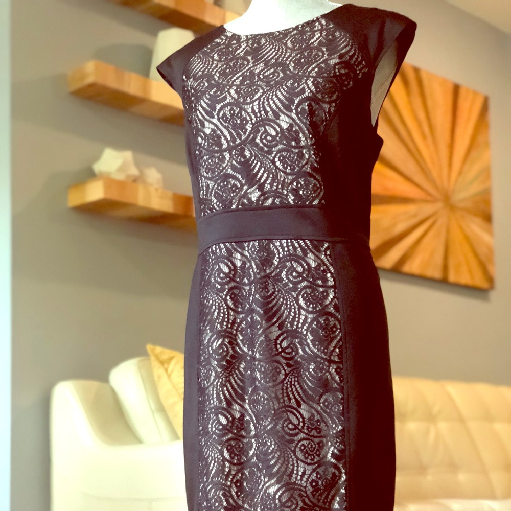 Black bodycon dress